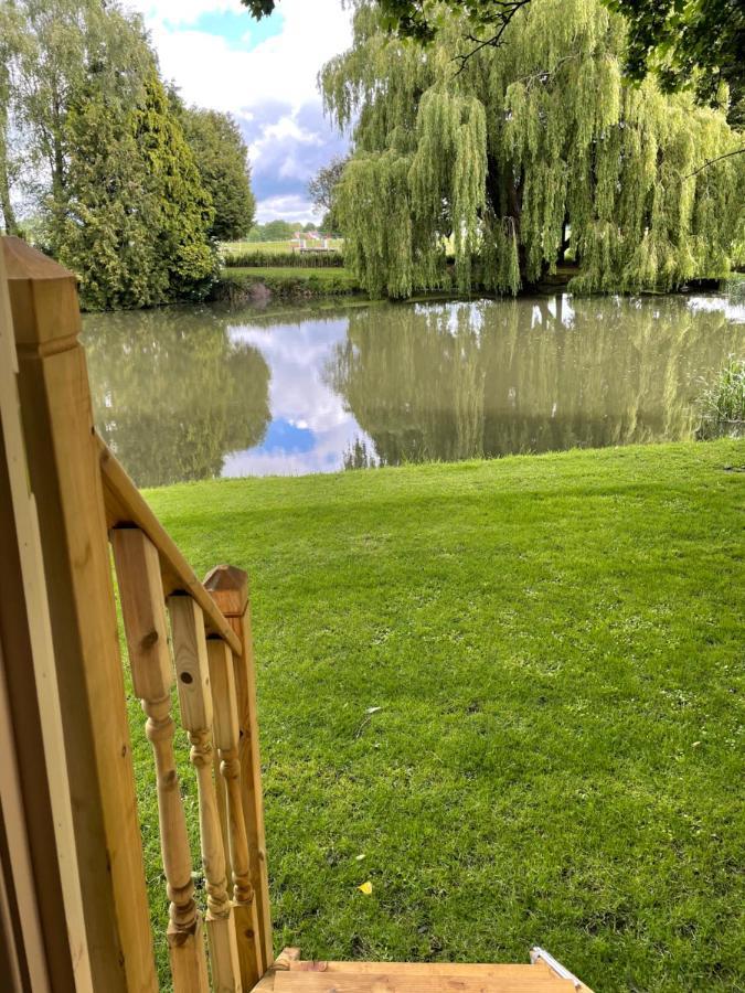 Monkspool B&B Church End 外观 照片
